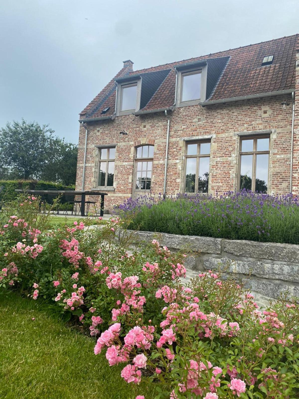 Huize Potaerde, stijlvol landhuis nabij Brussel voor 8 personen Villa Merchtem Buitenkant foto